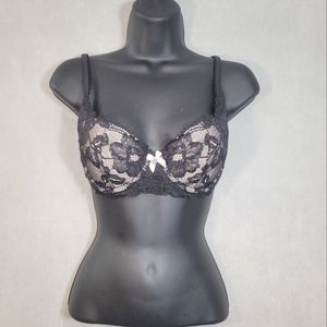 Victoria's Secret Lined Demi Bust 32D